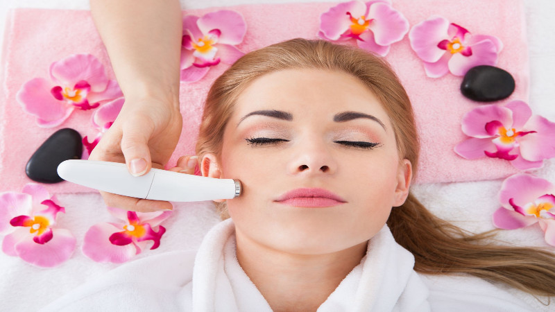 “What You Should Know When Considering a Microneedling Facial in Del Mar, CA	“