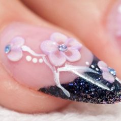 Nail Salon Jacksonville, FL – Ways to Keep Your Nails Looking Gorgeous