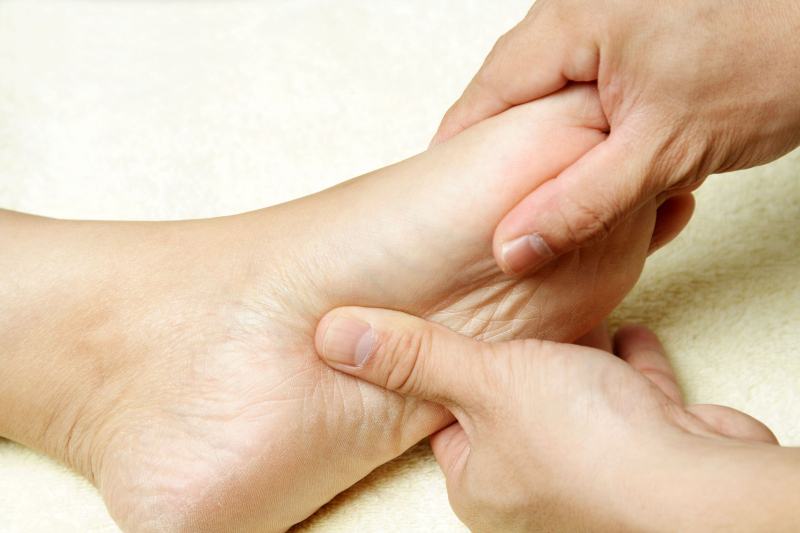 Three Tips to Help You Find the Most Reliable Podiatrist in Hinsdale
